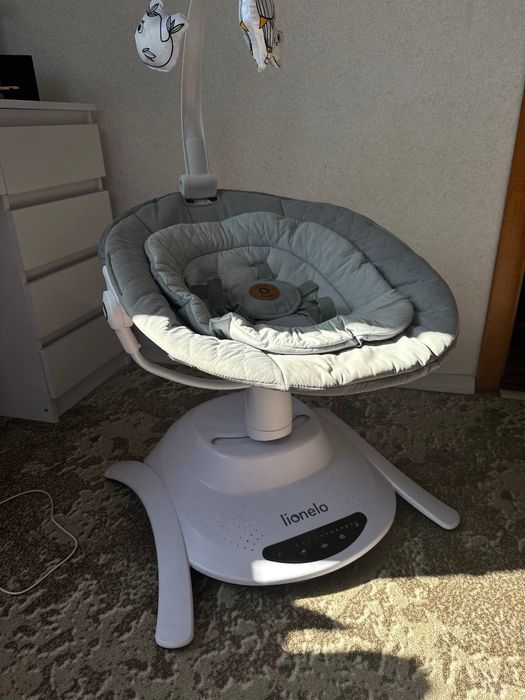 Шезлонг-качалка Lionelo + люлька для новонародженого | Стан: відмінний