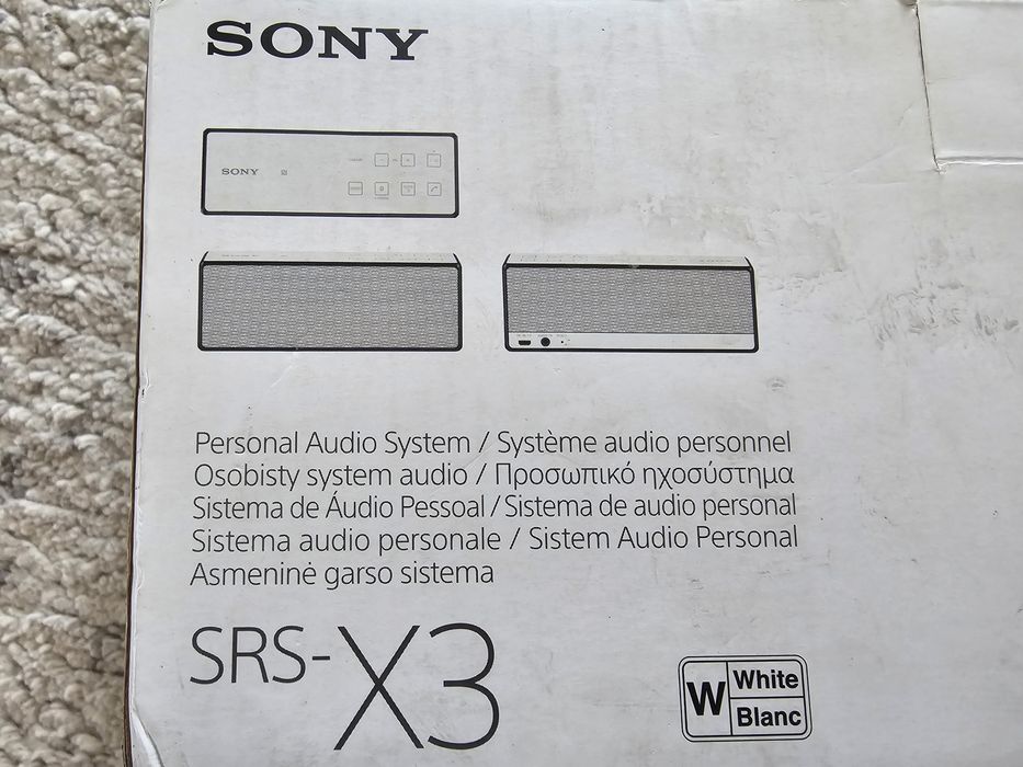 Coluna Sony SRS X3 branca