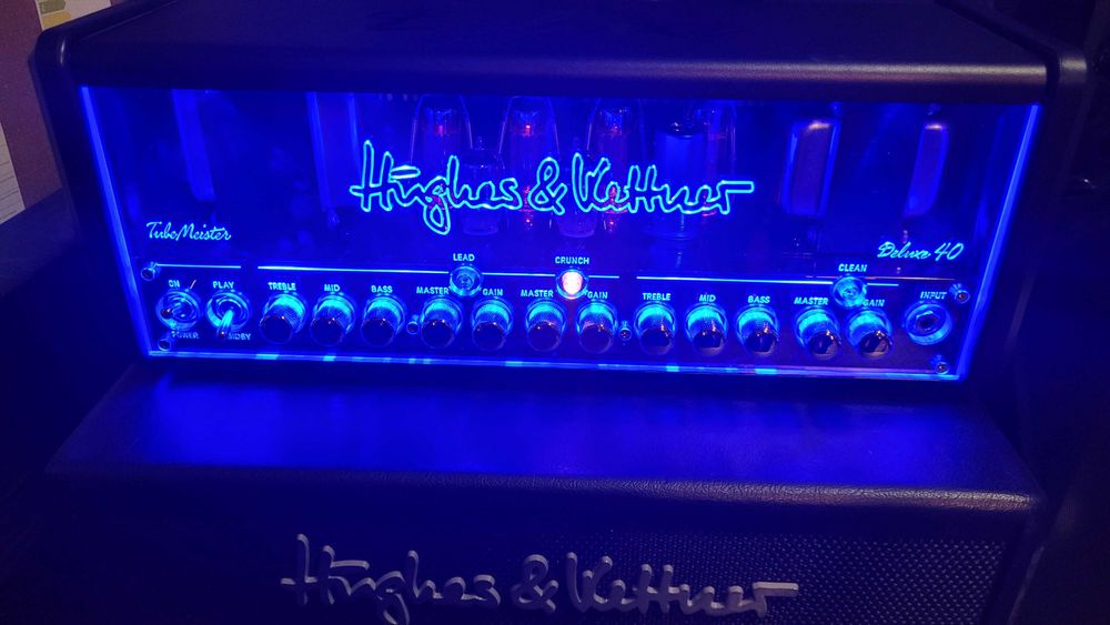 Hughes & Kettner TubeMeister Deluxe 40 Head lampowy