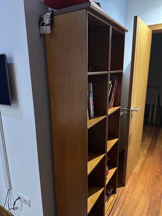 Conjunto moveis quarto madeira maciça Cerne vendo separado