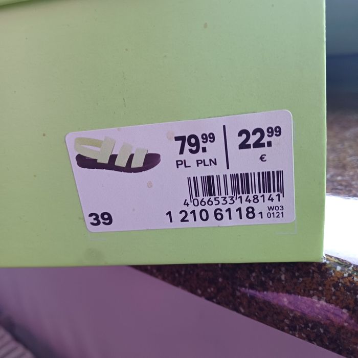 Sandały nowe 39,