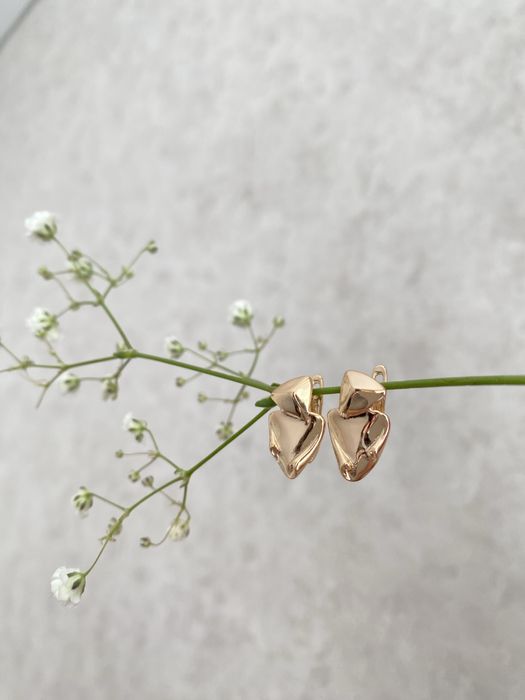 Стильні сережки з медичного золота xuping ( фактурні, переплети)