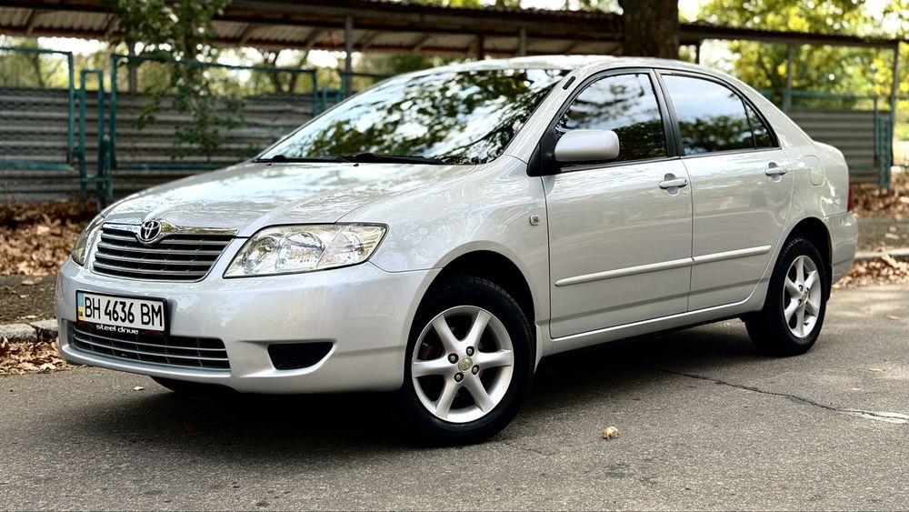 Toyota Corolla 1,8 автомат