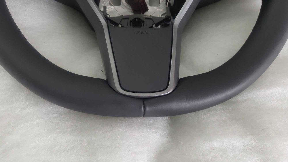 руль tesla model 3