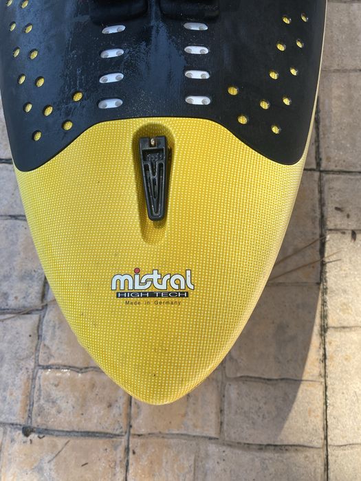 Prancha Windsurf Mistral Screamer 103l