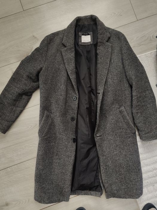 Płaszcz zimowy męski Bershka r.M