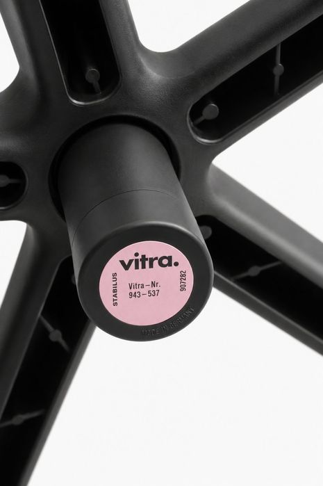 Cadeira Vitra modelo Rookie