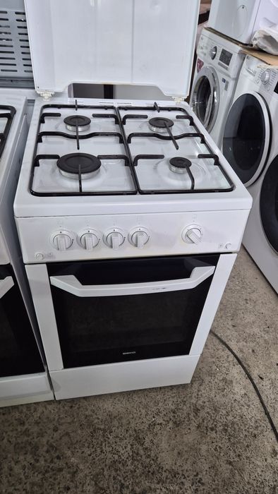 Продам бу газову плитку з газовою духовкою Beko в хорошому стані Терно