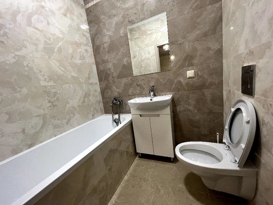 Оренда подобово в мікрорайоні Озерна