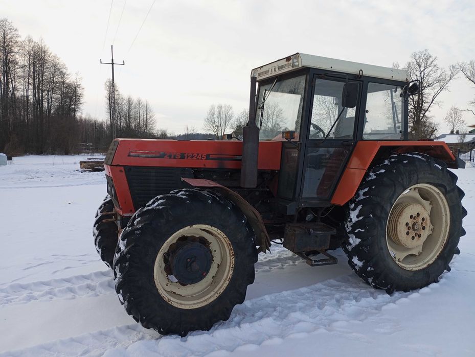 Ciągnik ZTS Zetor 12245