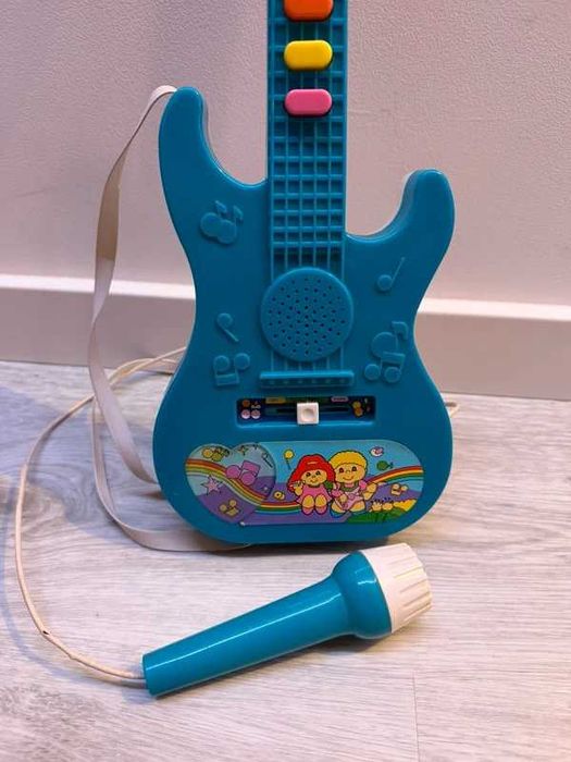 Guitarra Eletrónica Infantil Vintage Creatoy (1986) com Microfone