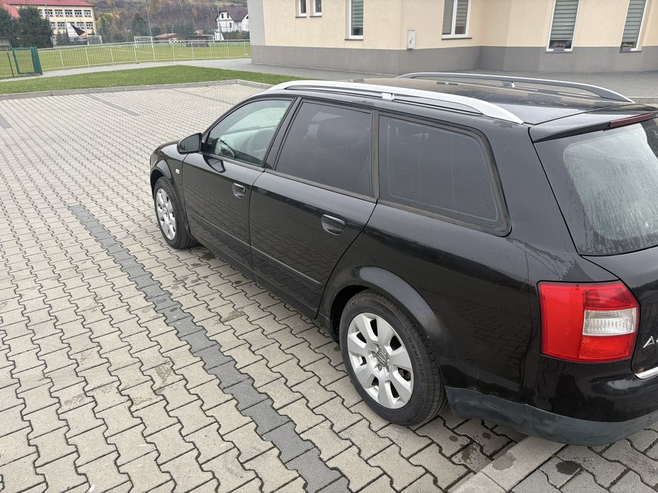 Audi A4 B6 Avant 1.9 TDI – czarne