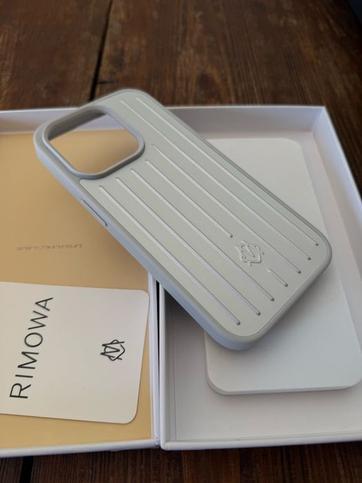 Etui Case Rimowa 16 Pro