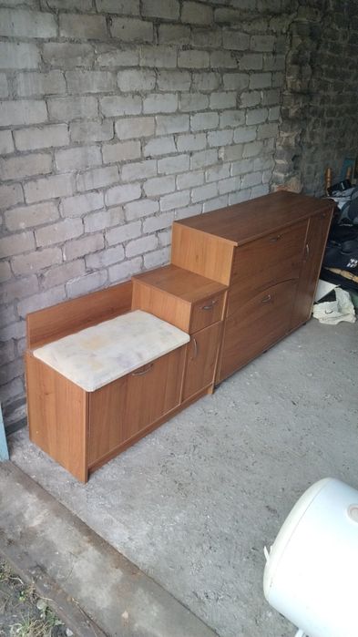 Передпокій, обувница с сиденьем