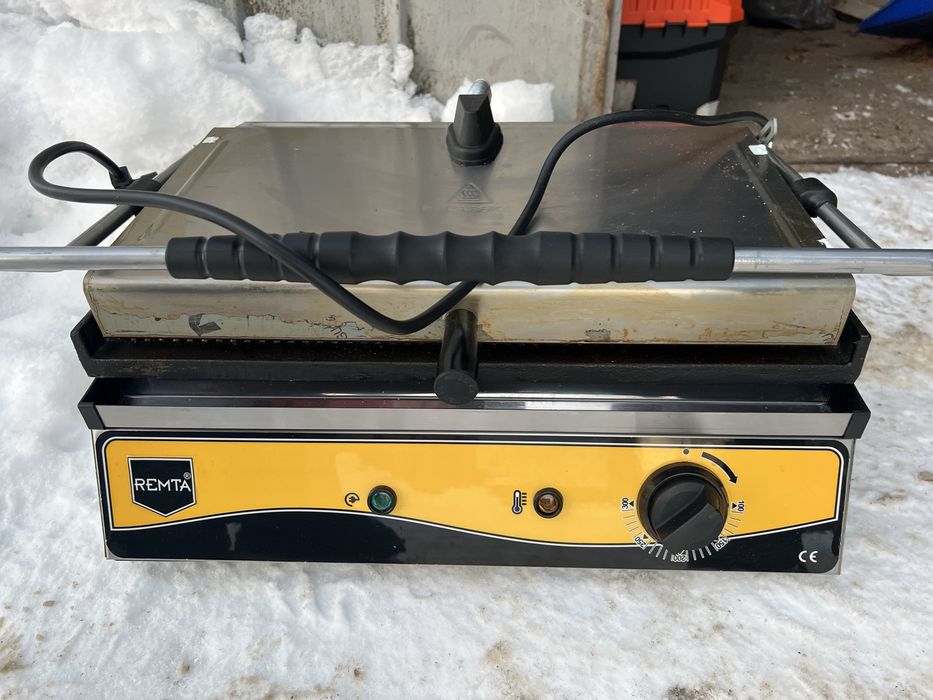Контактний гриль remta