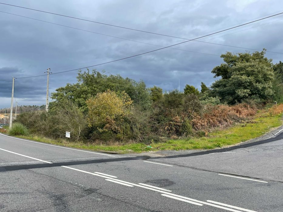 Terreno para Construção - Caíde de Rei - Lousada