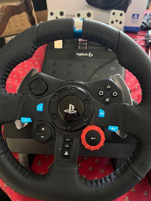 Vendo Logitech G29 + Logitech attack 3