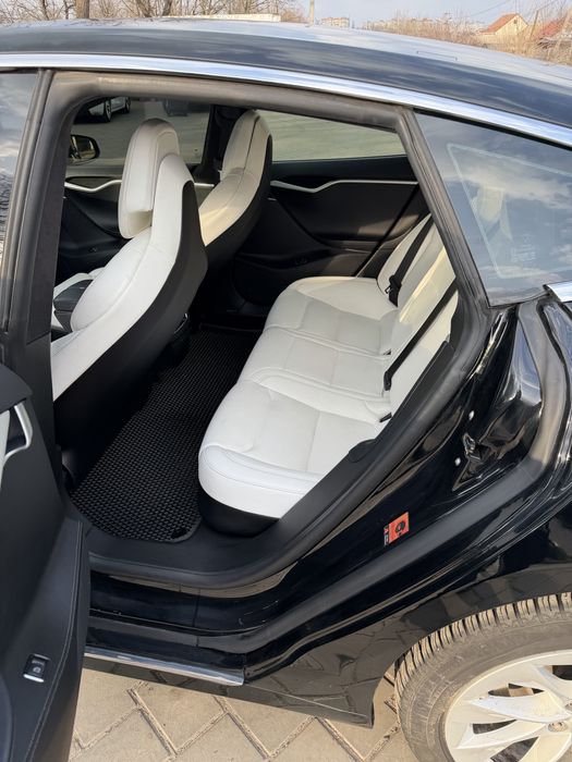 Арнда Tesla Model S 100D 500 км запас хода
