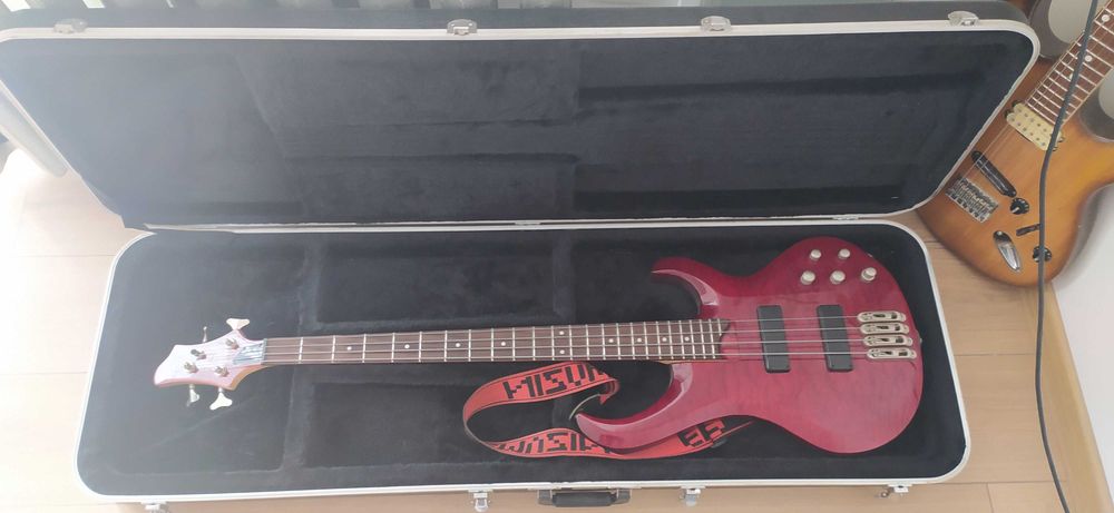 Бас-гитара Ibanez BTB 400 QM, хороший торг, обмен