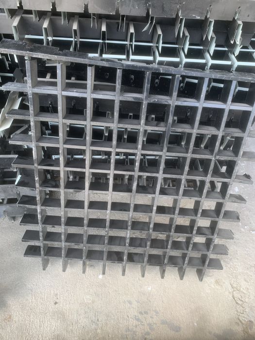 Потолок Стеля Грильято чорна 60х60