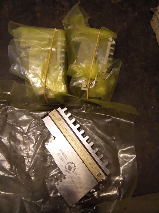 Polskie Szczeki tokarskie bison 250 lewe