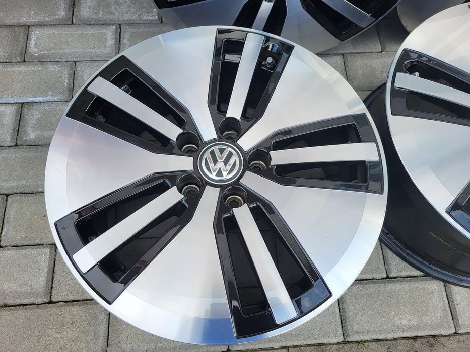 Felgi 7Jx17 5x112 VW Passat B7 B8 Scirocco Troc Tiguan Golf Skoda Audi