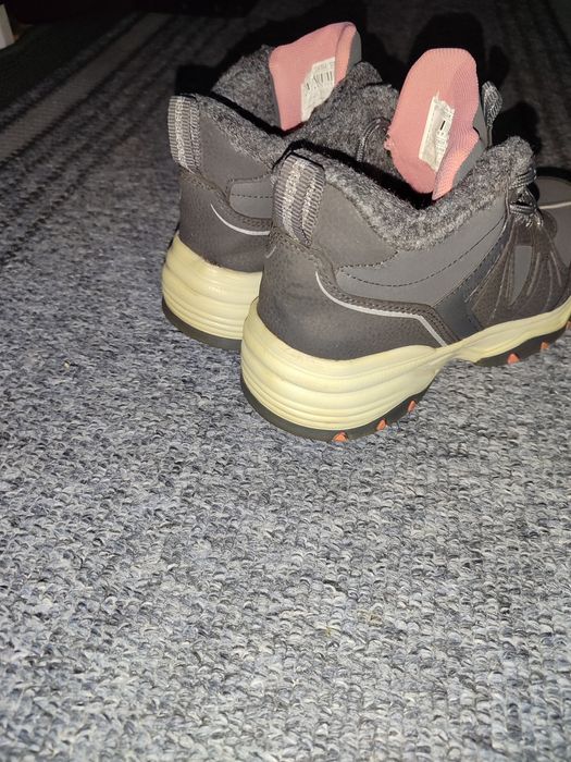 Кросівки зимові 36 розмір