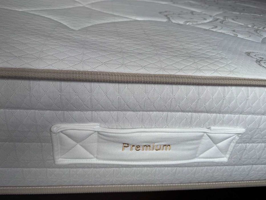 Colchão Ortopédico Quase Novo - 160x200