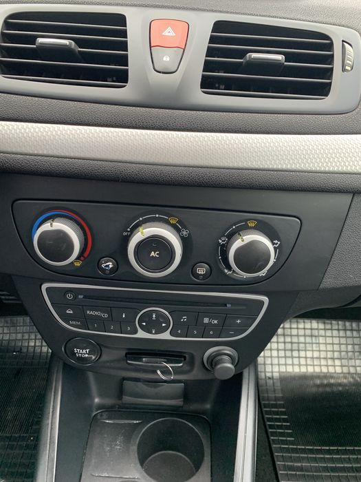 Renault Megane III Dynamique 1.5 dci 110 cv- Impecável