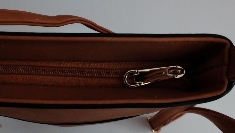 Mala tom castanho caramelo. Como nova