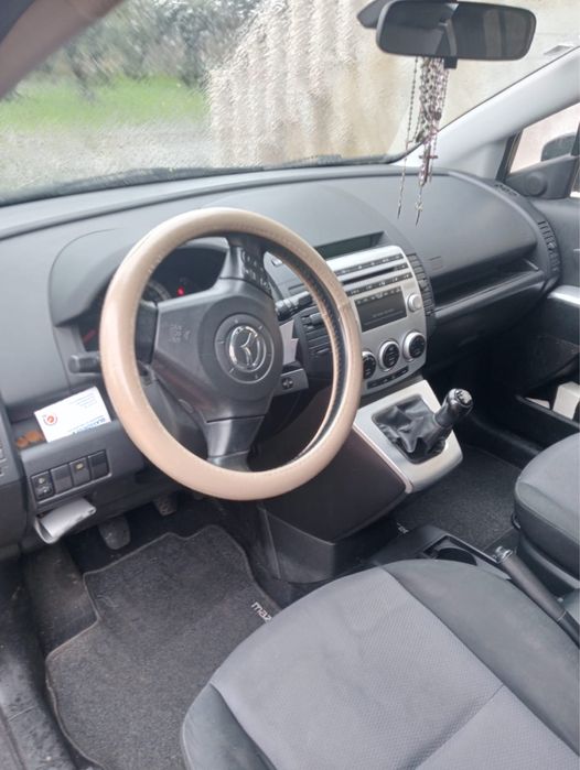 Vendo- Mazda 5 7 lugares