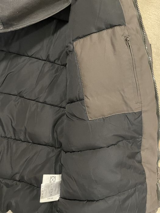 Зимова чоловіча подовжена куртка