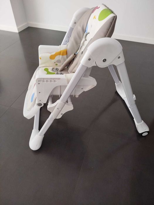 Cadeira de Refeição para Bebé – Confortável e Ajustável