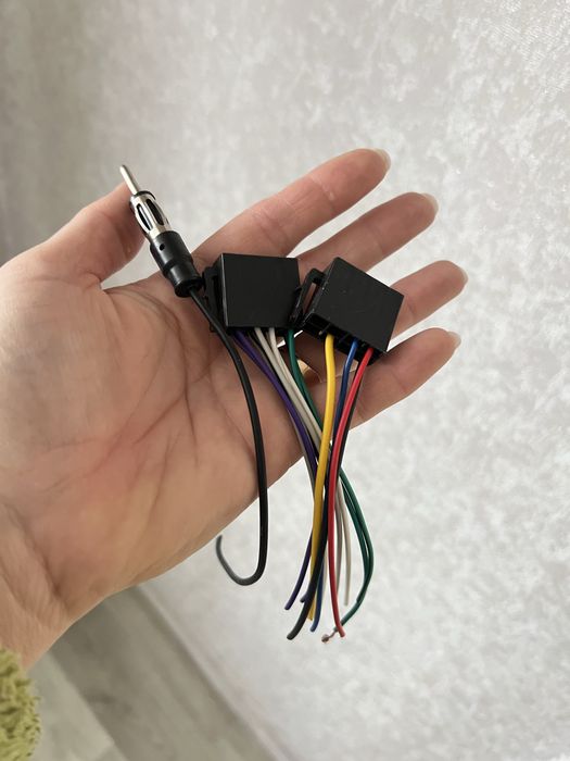 Продам магнітолу