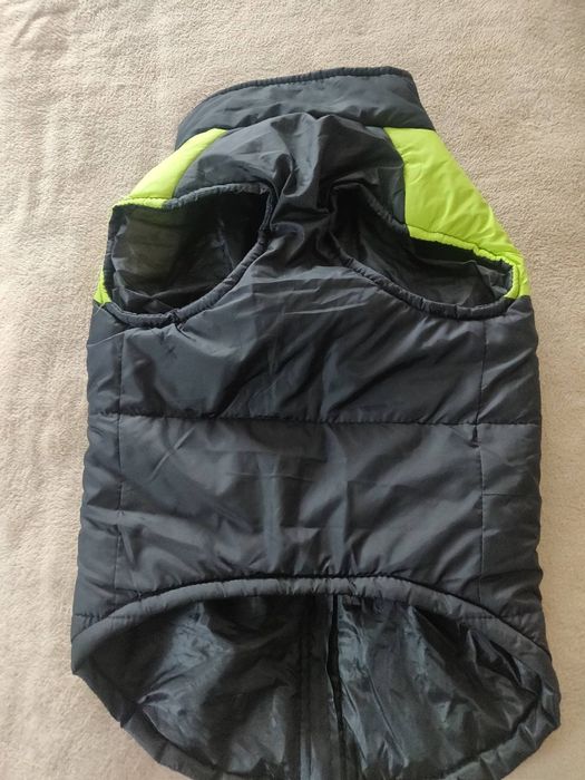 Продається нова куртка для собаки