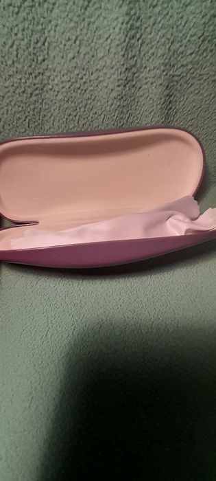 2 szt.etui do okularów