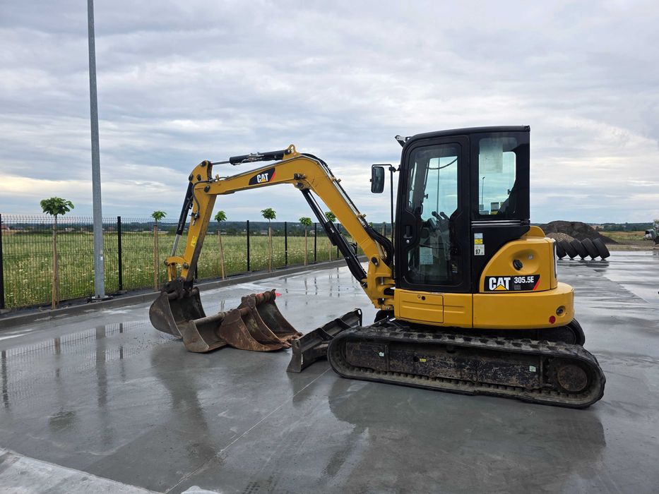 Koparka gąsienicowa Caterpillar 305.5E CR