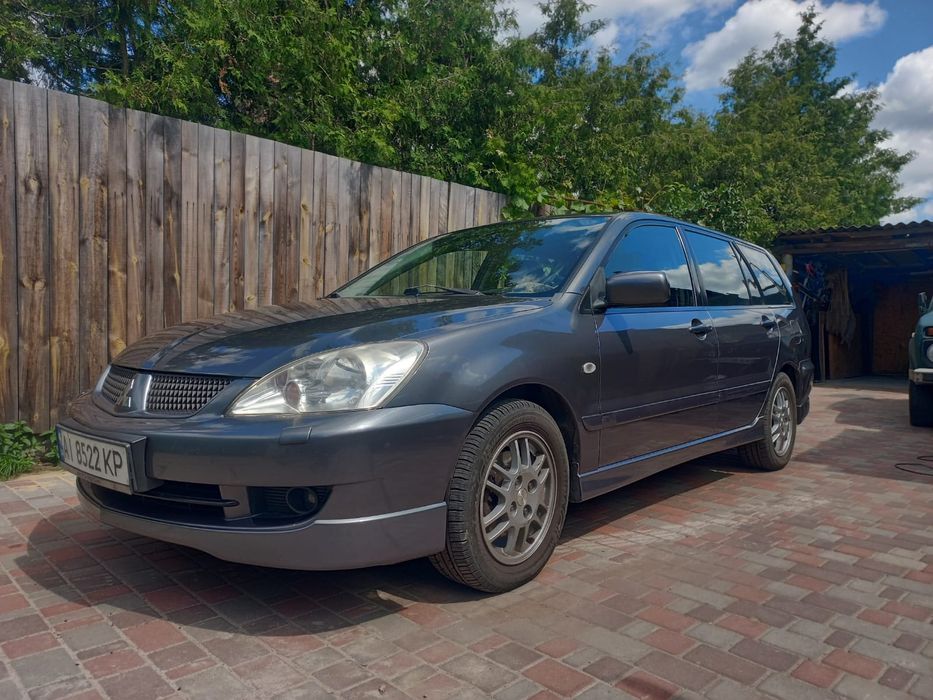 Продам своє авто Mitsubishi Lancer 9