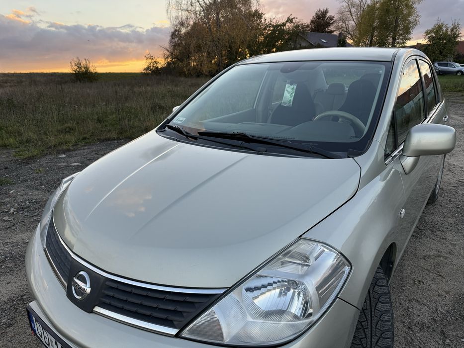Nissan Tiida