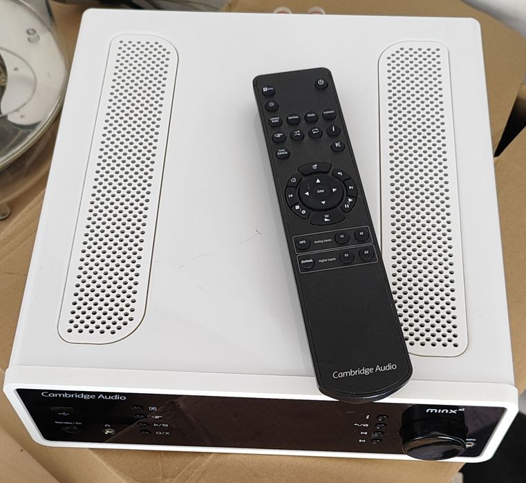 Amplificador Cambridge Audio Minx Xi Digital streamer