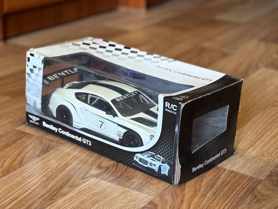 радіокерована машинка Bentley Continental GT3