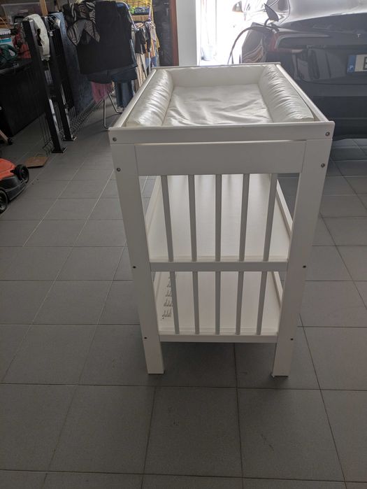 Trocador Gulliver IKEA + Colchão + Acessórios – Excelente estado – 55 €