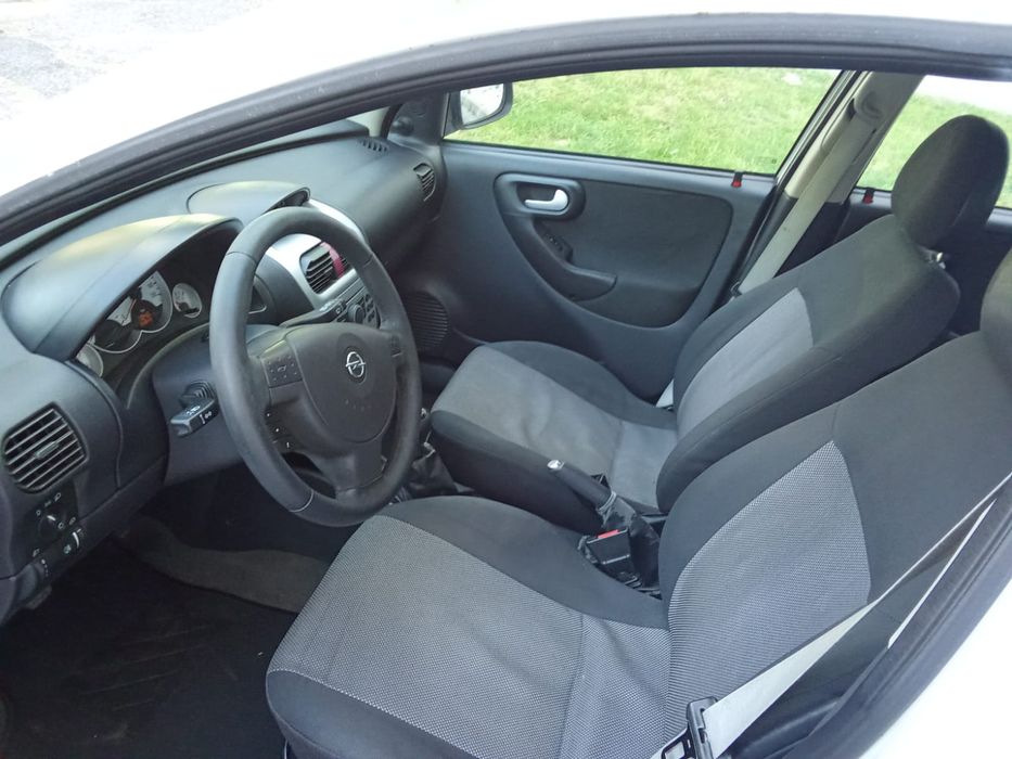 Opel corsa 1.3cdti 154.000km 2006/8