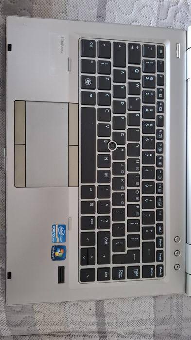 HP EliteBook 8460p na części | Sprawna matryca i obudowa