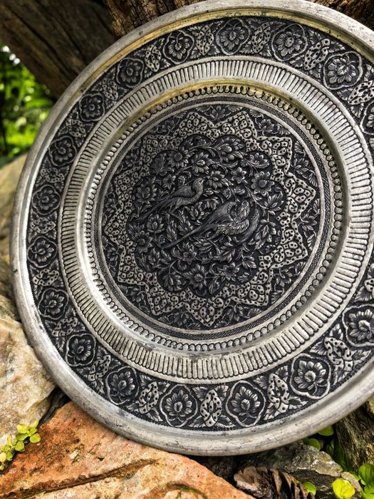 Talerz z Persji, Iranu, Ghalamzani, bogaty relief z ptakami UNIKAT