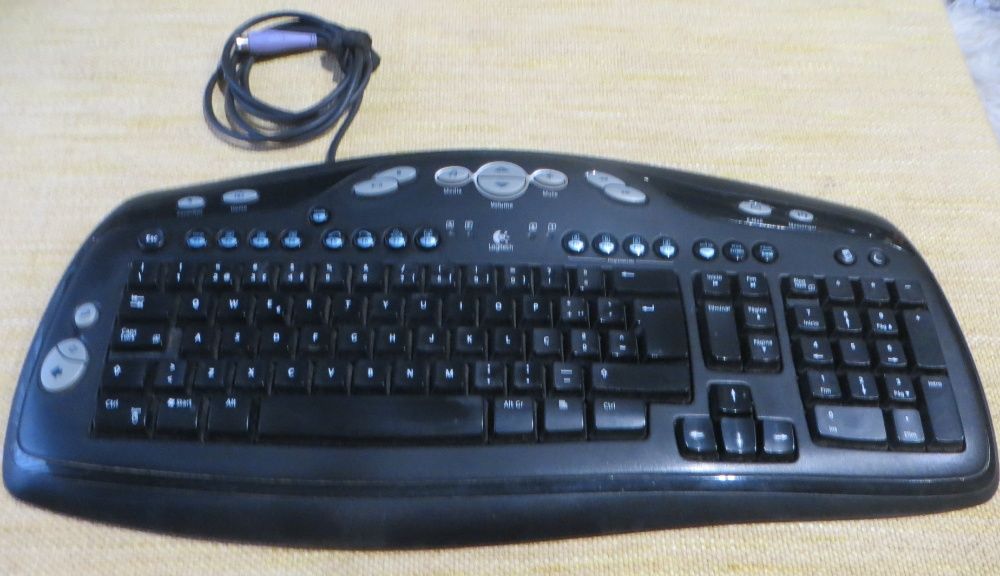 Logitech Internet 350 Keyboard64286139062402122