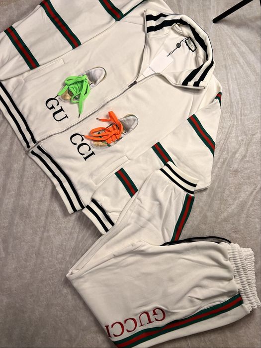 Fato/ Conjunto Gucci