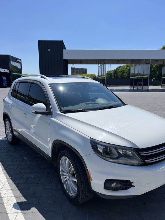 Volkswagen Tiguan 2016 2.0 бензин автомат