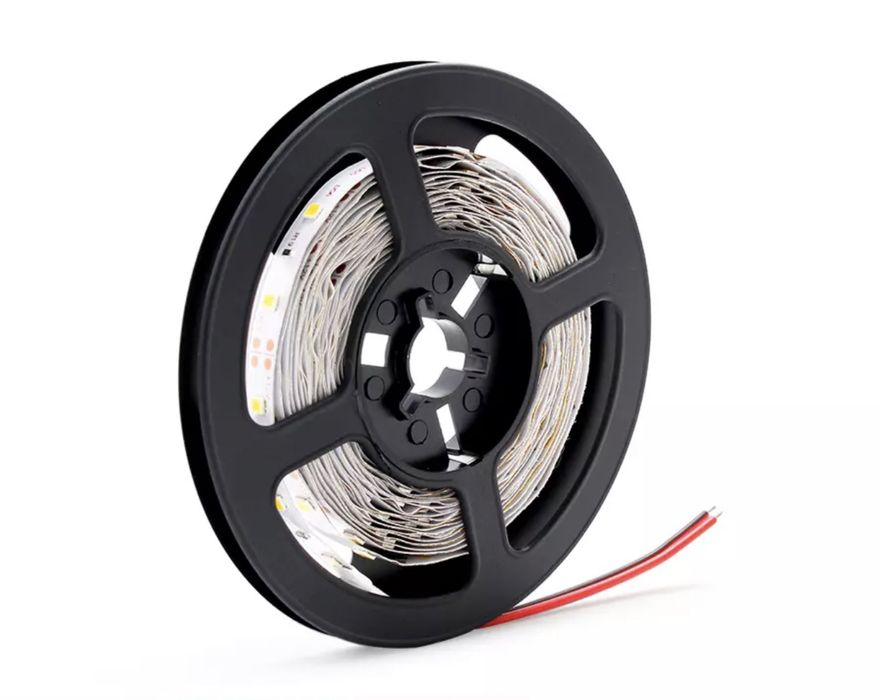 Белая Светодиодная лента 12 вольт 5 метров