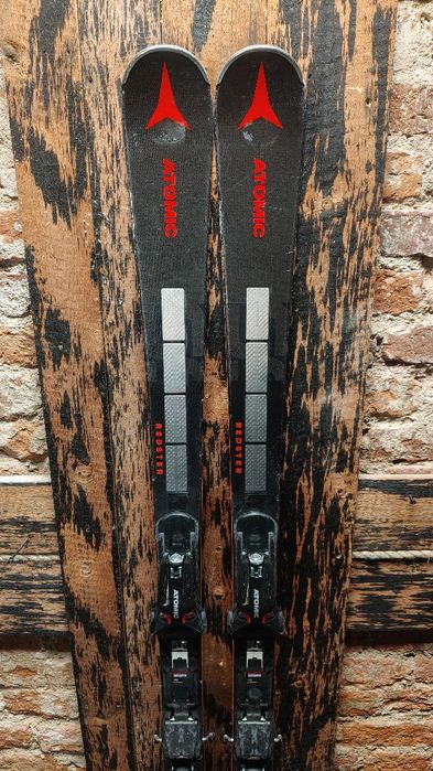 Narty zjazdowe Atomic GS9 i 155 cm z wiązaniami